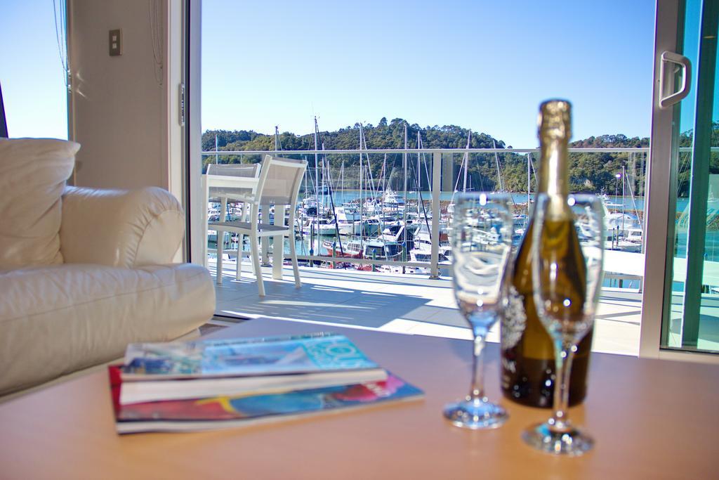 Marina Park Apartments Whitianga Bagian luar foto