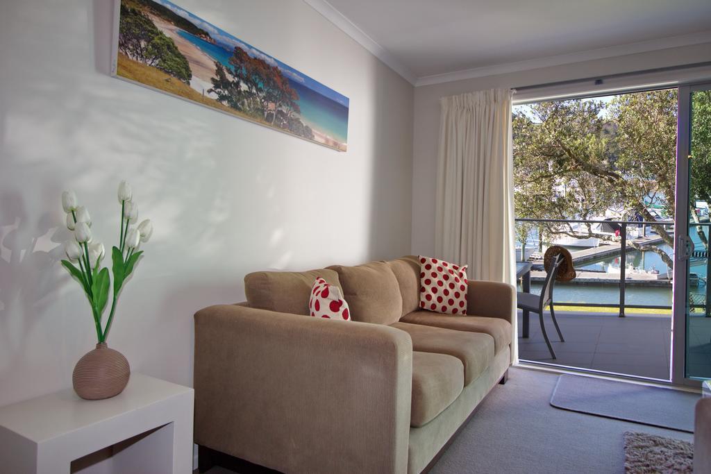 Marina Park Apartments Whitianga Bagian luar foto