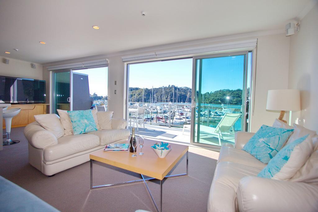 Marina Park Apartments Whitianga Bagian luar foto