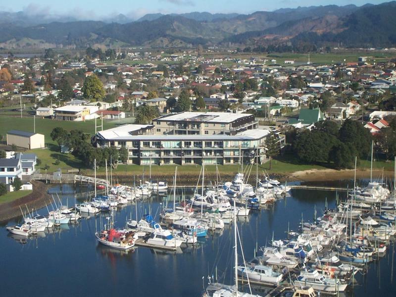 Marina Park Apartments Whitianga Bagian luar foto