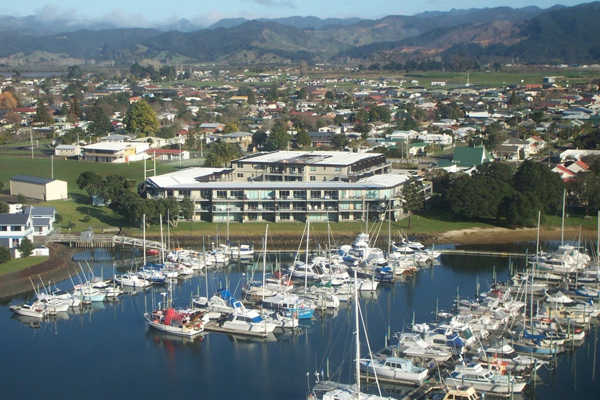 Marina Park Apartments Whitianga Bagian luar foto