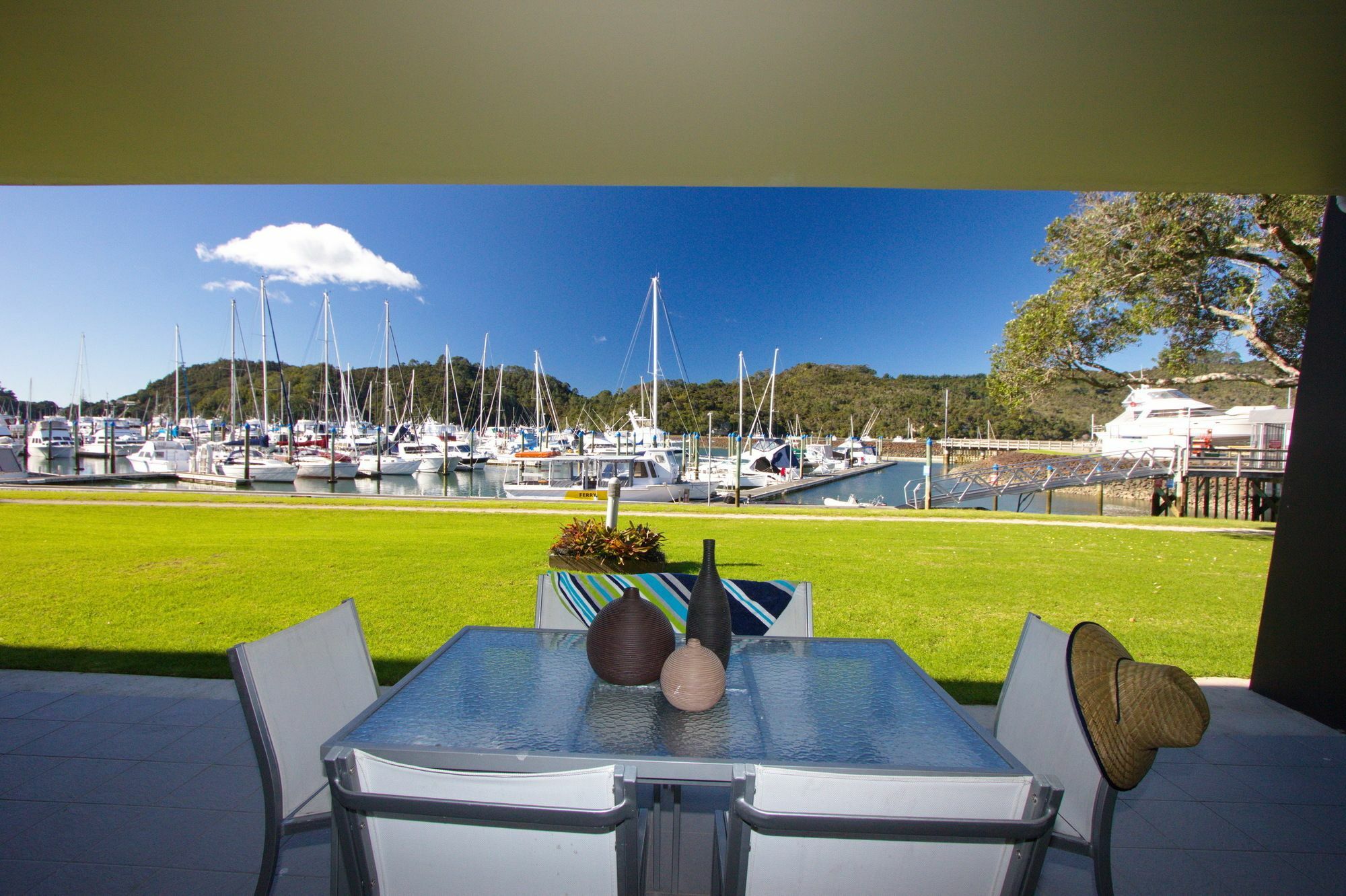 Marina Park Apartments Whitianga Bagian luar foto